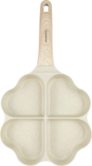 Patelnia z powłoką nieprzywieralną, 4 sekcje w kształcie serca, beżowa z drewnianą rączką, 35,5x19,2x2,8cm, Klausberg KB-7819